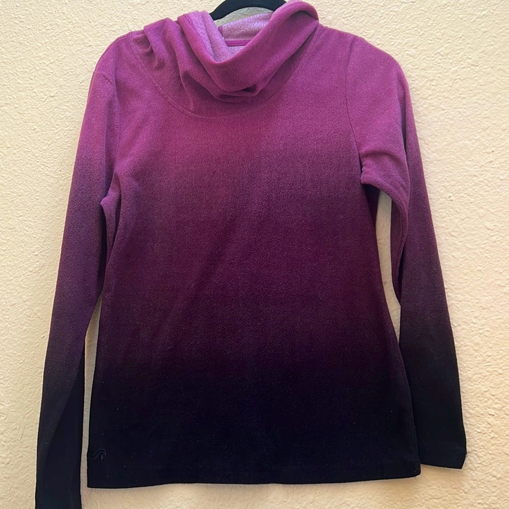 Large neck sweatshirt